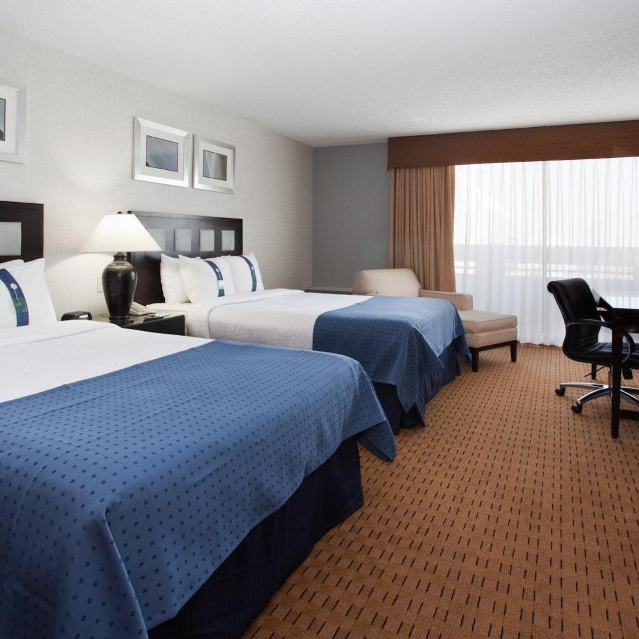 Holiday Inn Denver East By Ihg Ngoại thất bức ảnh