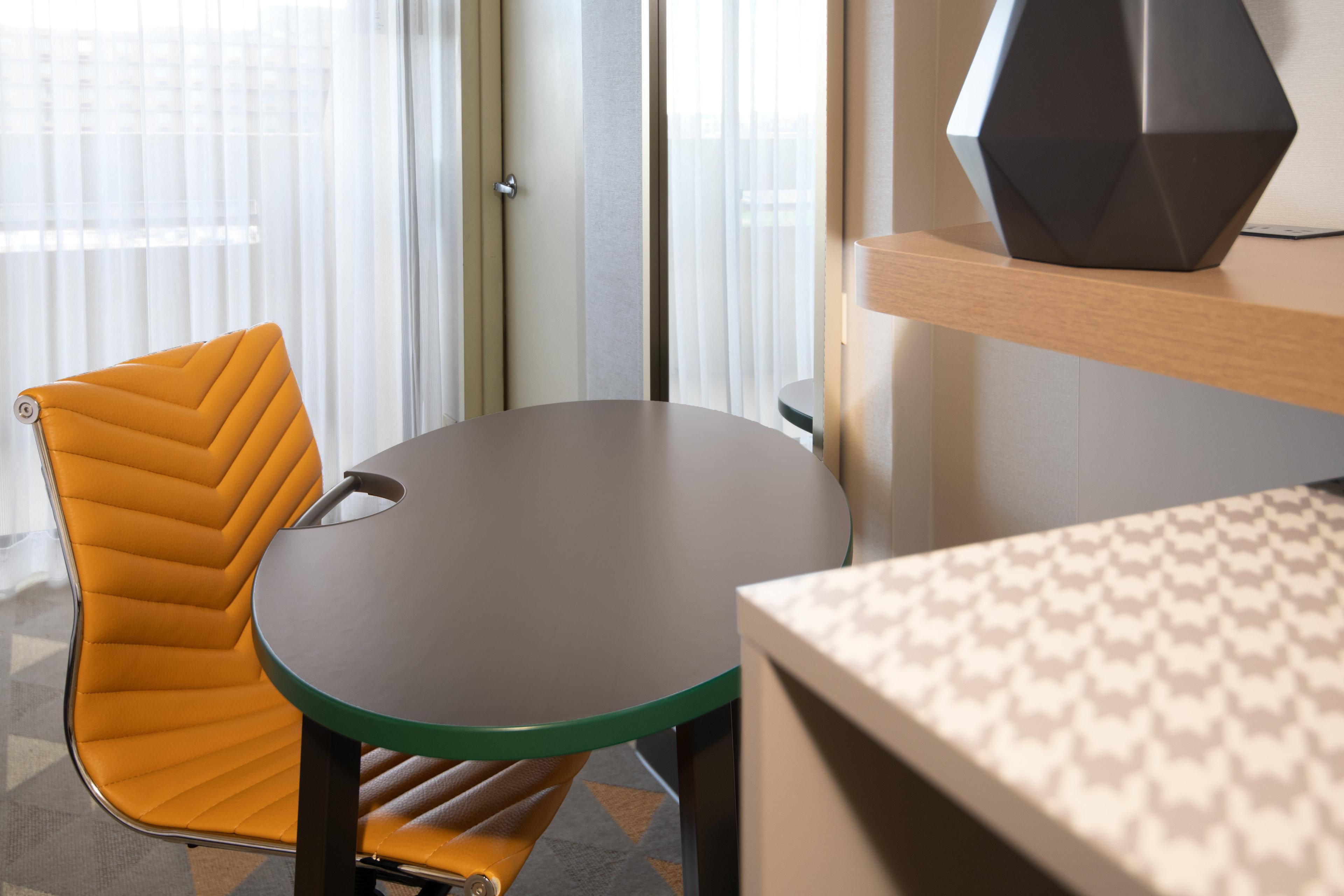 Holiday Inn Denver East By Ihg Ngoại thất bức ảnh
