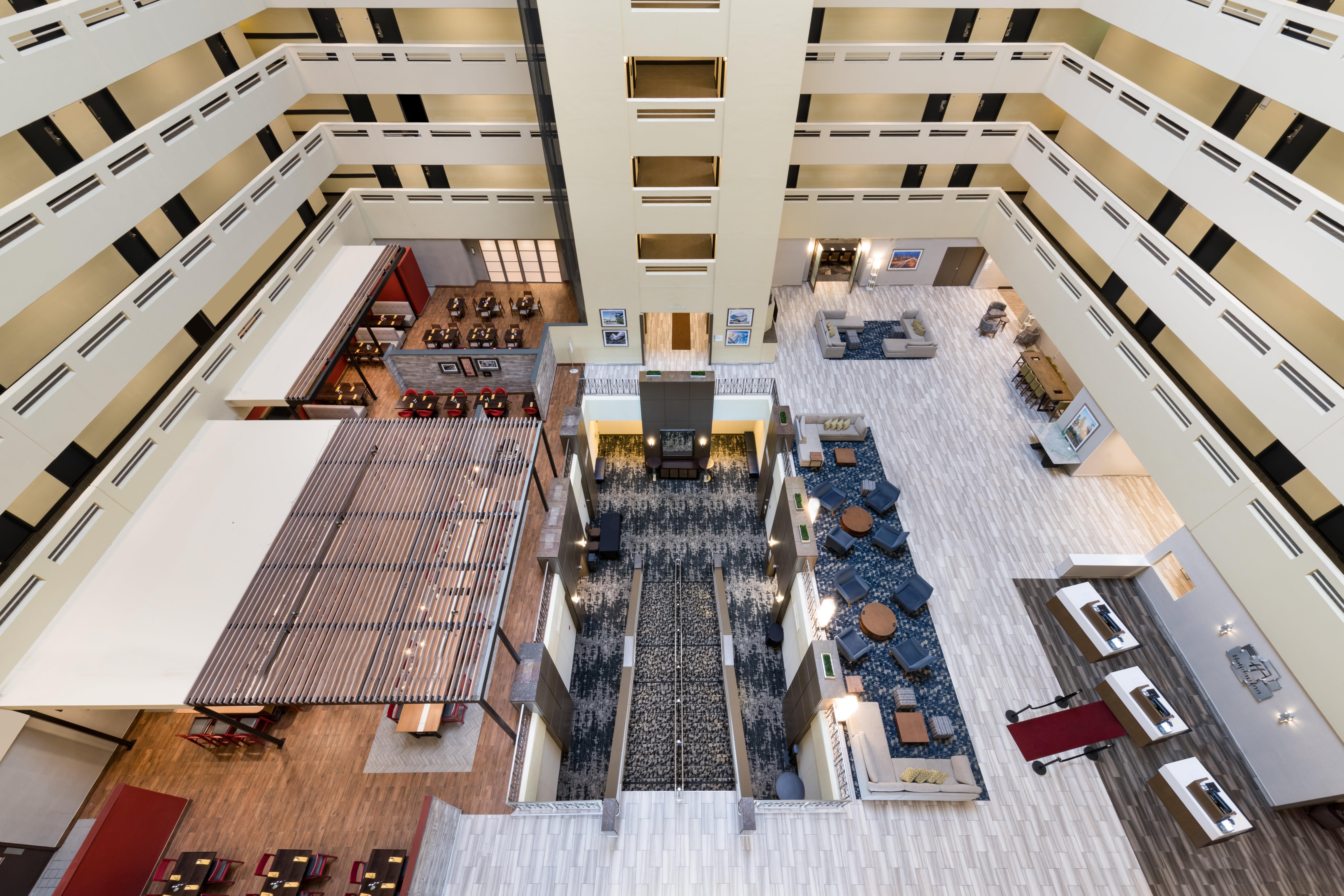 Holiday Inn Denver East By Ihg Ngoại thất bức ảnh