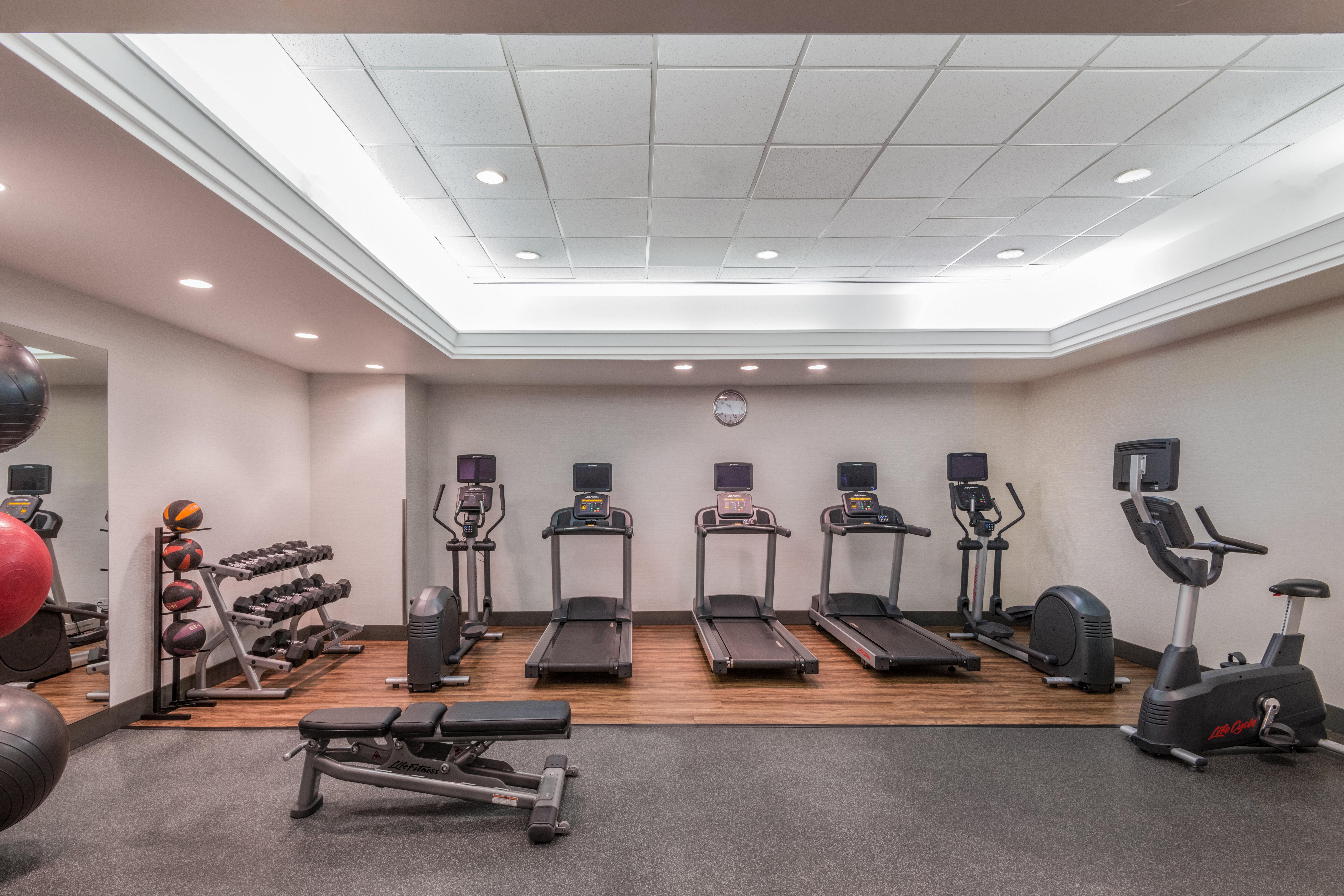 Holiday Inn Denver East By Ihg Ngoại thất bức ảnh