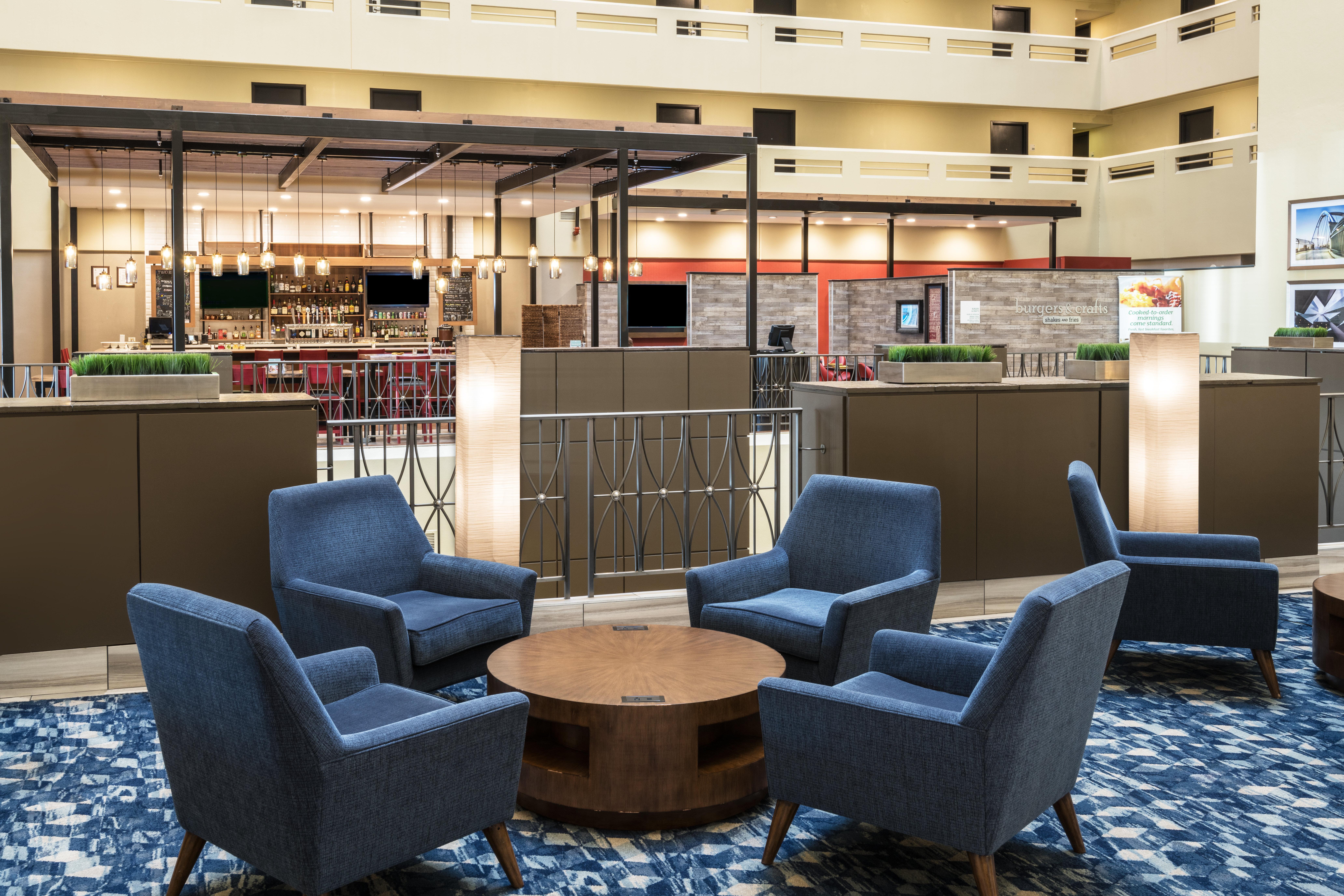 Holiday Inn Denver East By Ihg Ngoại thất bức ảnh