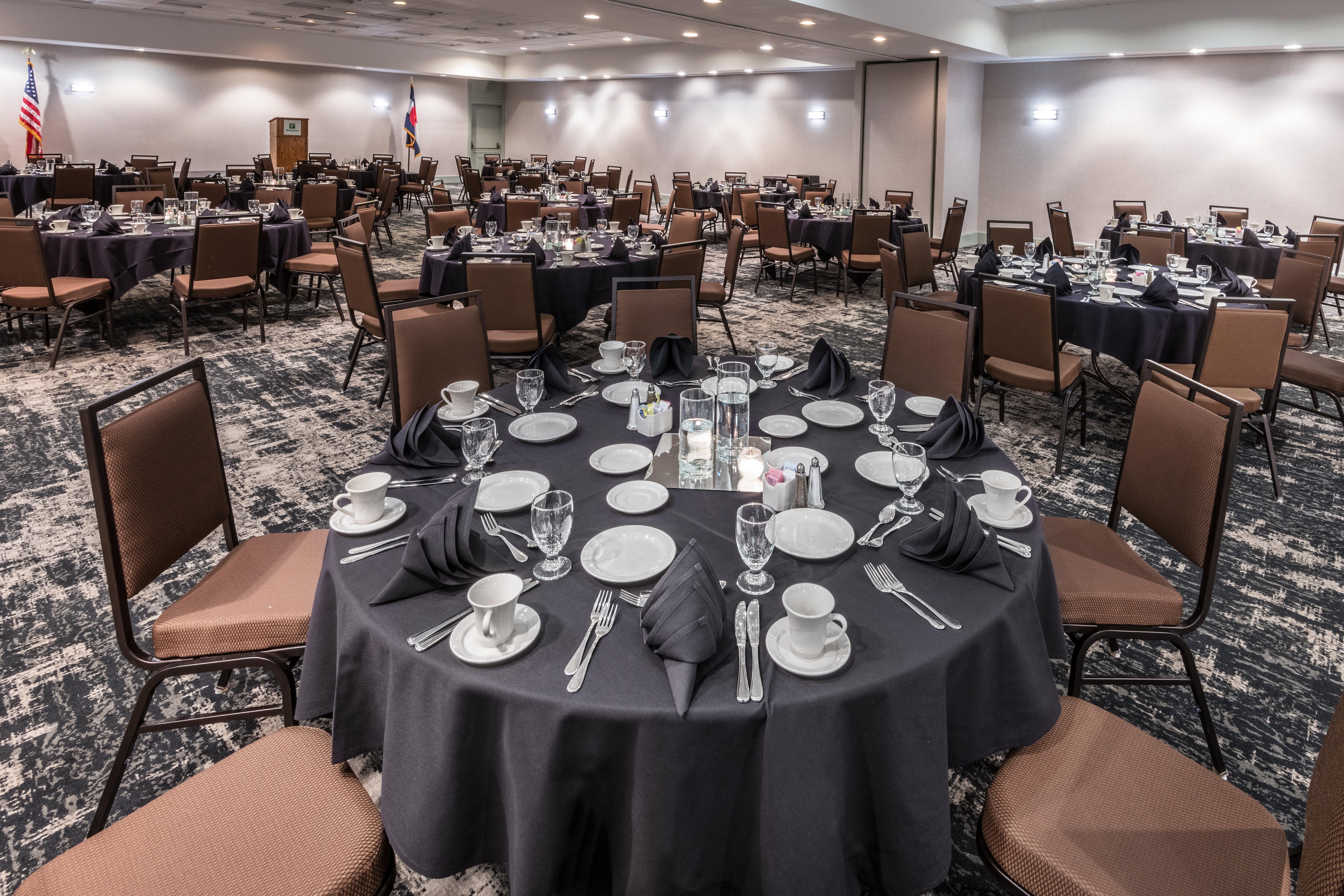 Holiday Inn Denver East By Ihg Ngoại thất bức ảnh
